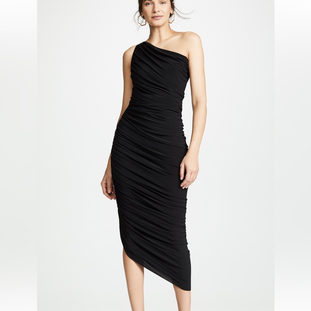 Norma Kamala black dress